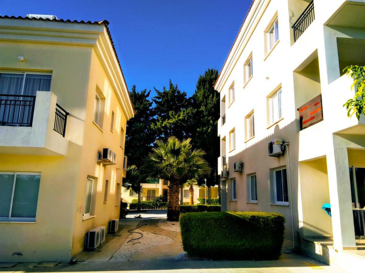 Enjoy The Silence Apartments Paphos Exterior photo